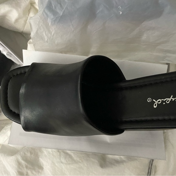 *NEW QUPID black platform sandals sz 7 - Picture 5 of 6